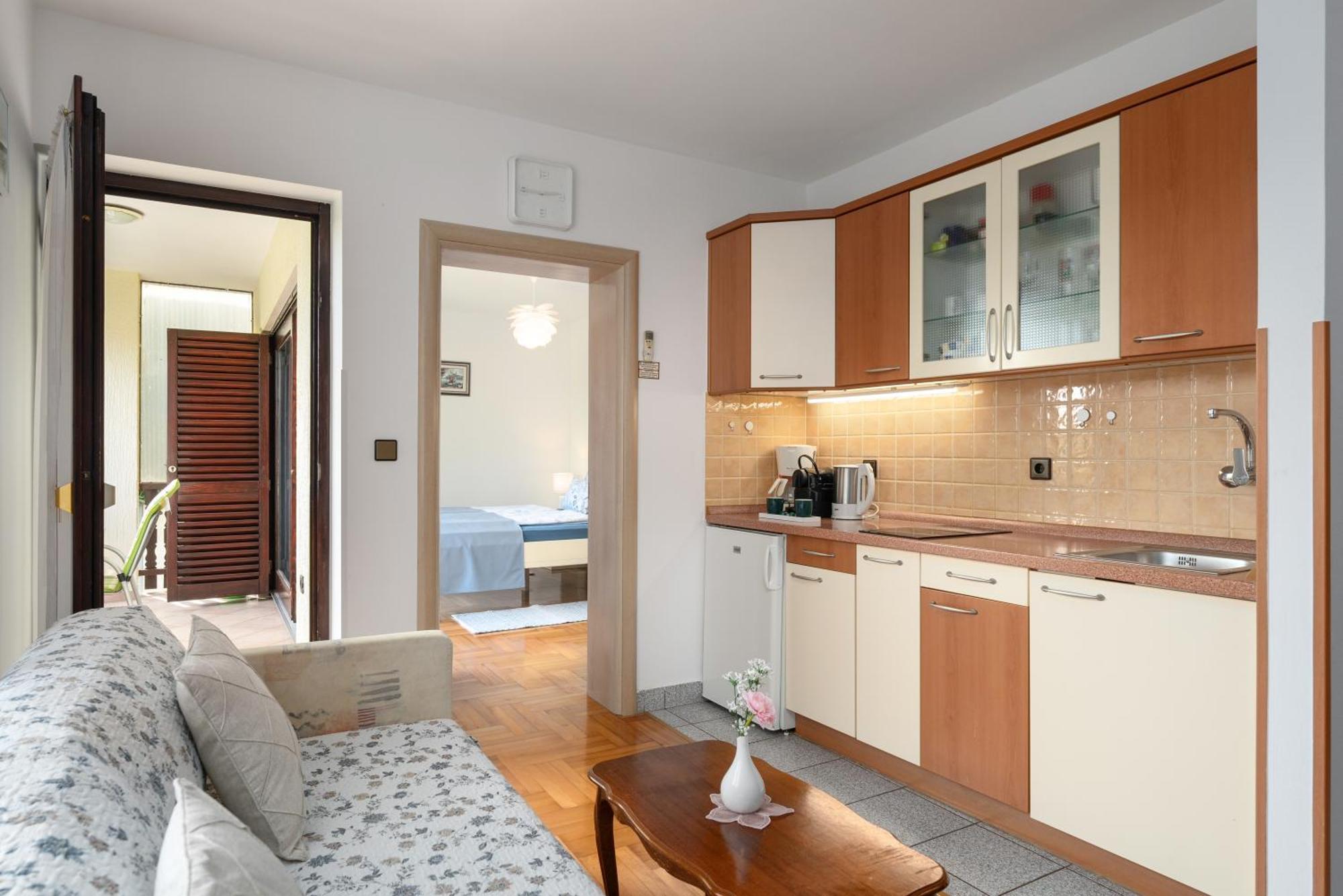 Funtana Apartments Budinjas Exterior photo